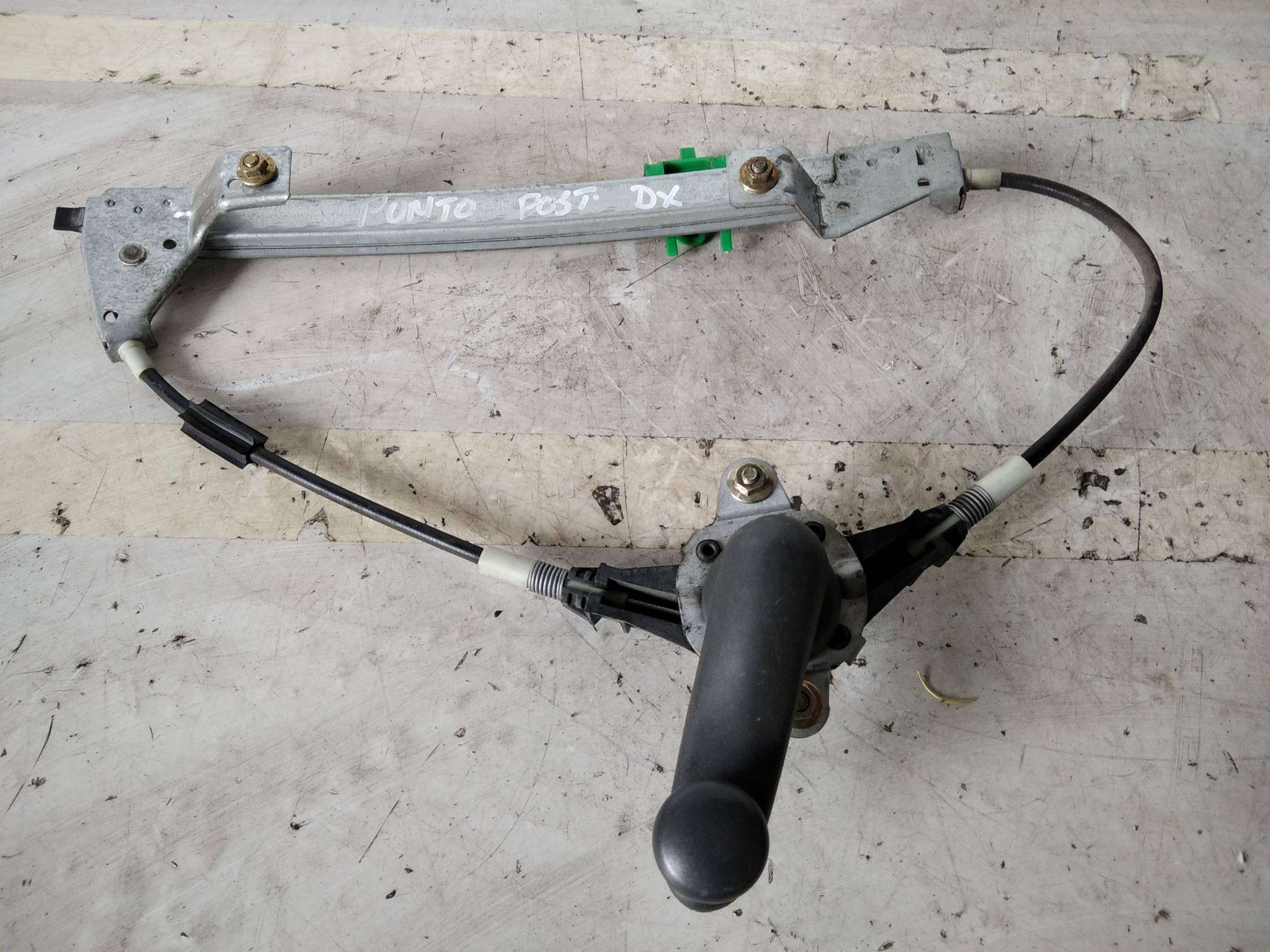 Alzacristallo porta post. dx.